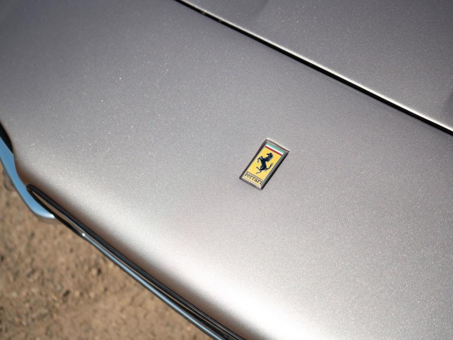 Детали экстерьера Ferrari 330 GT Shooting Brake (7963) 1968 года  (фото 46 из 53)